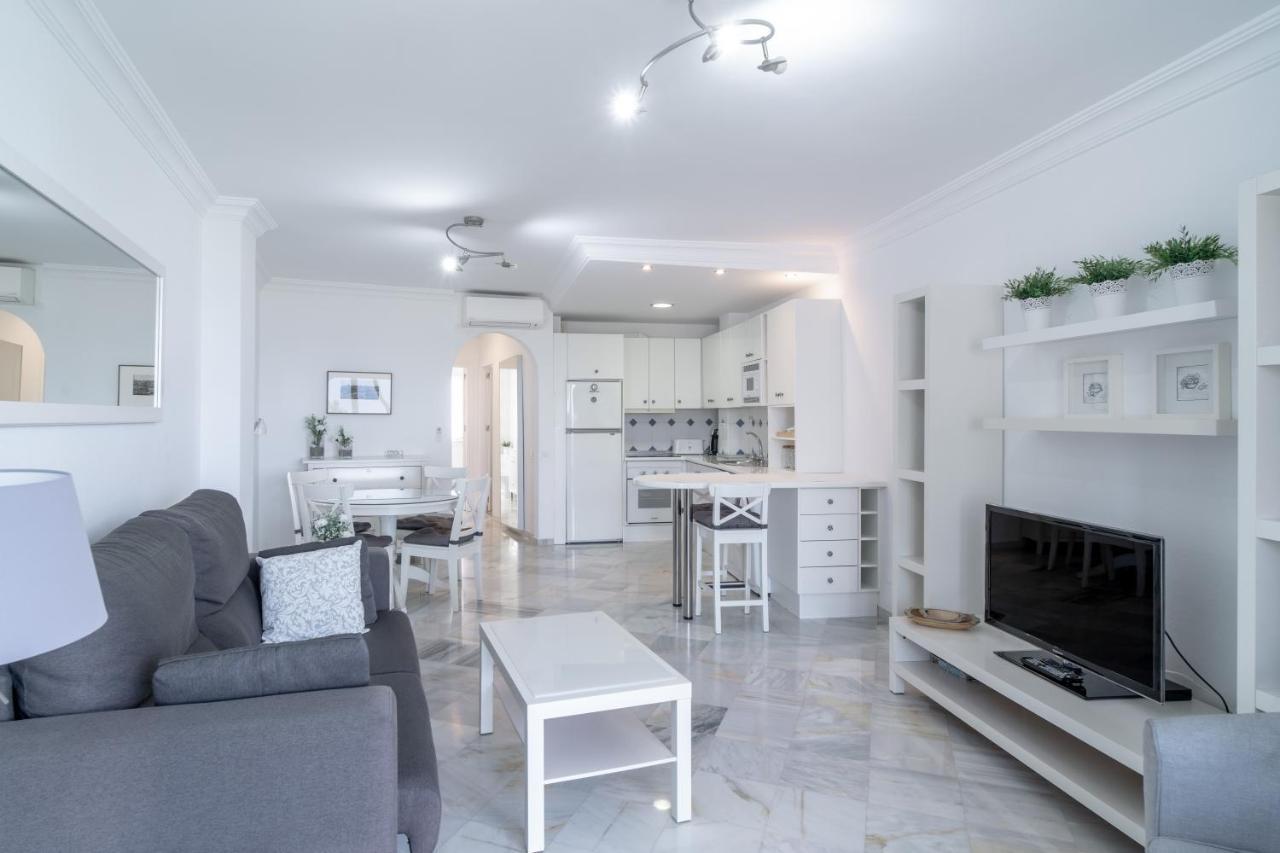 Stella Maris B Casasol Apartments Nerja Bagian luar foto