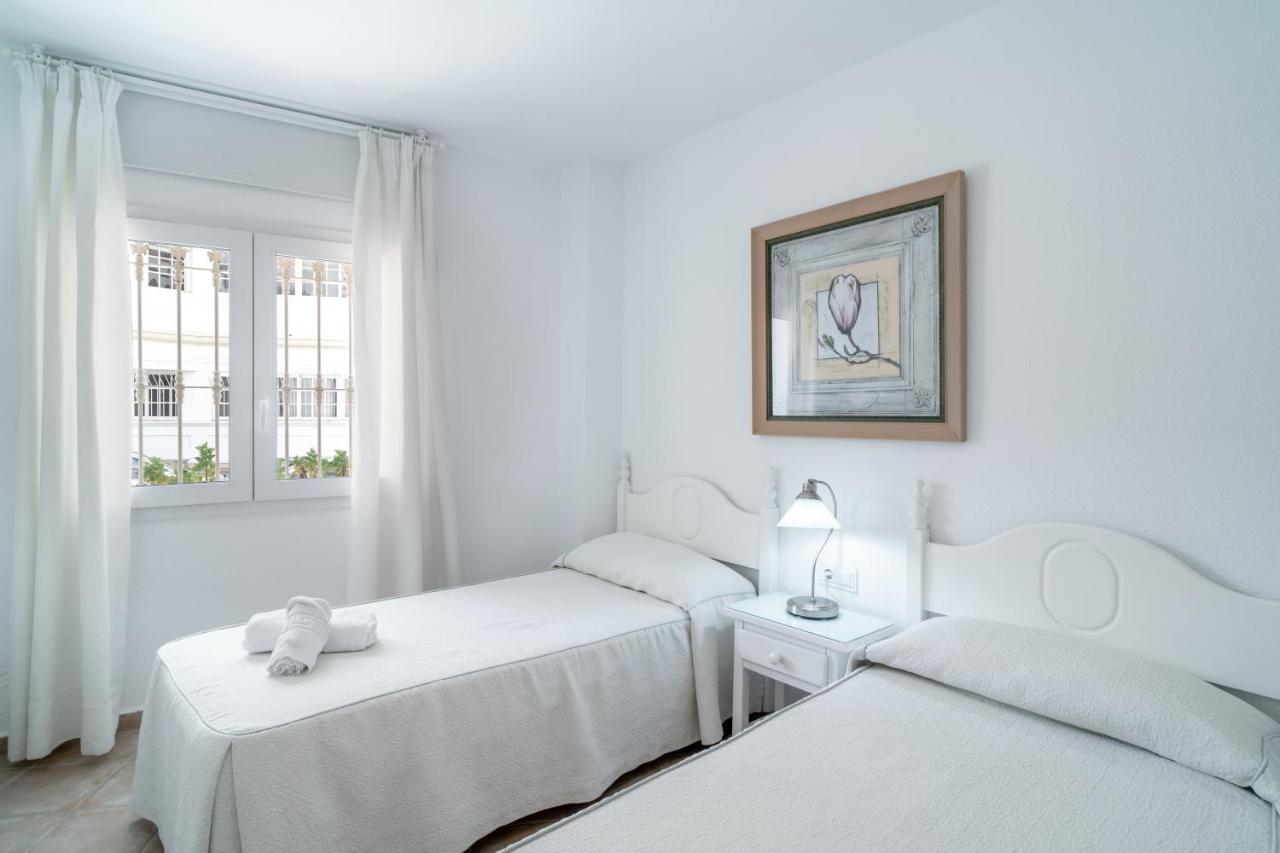Stella Maris B Casasol Apartments Nerja Bagian luar foto